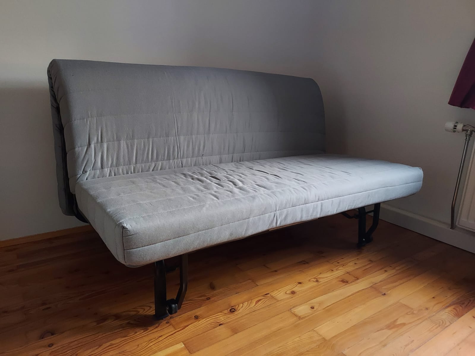 Couch3.jpg