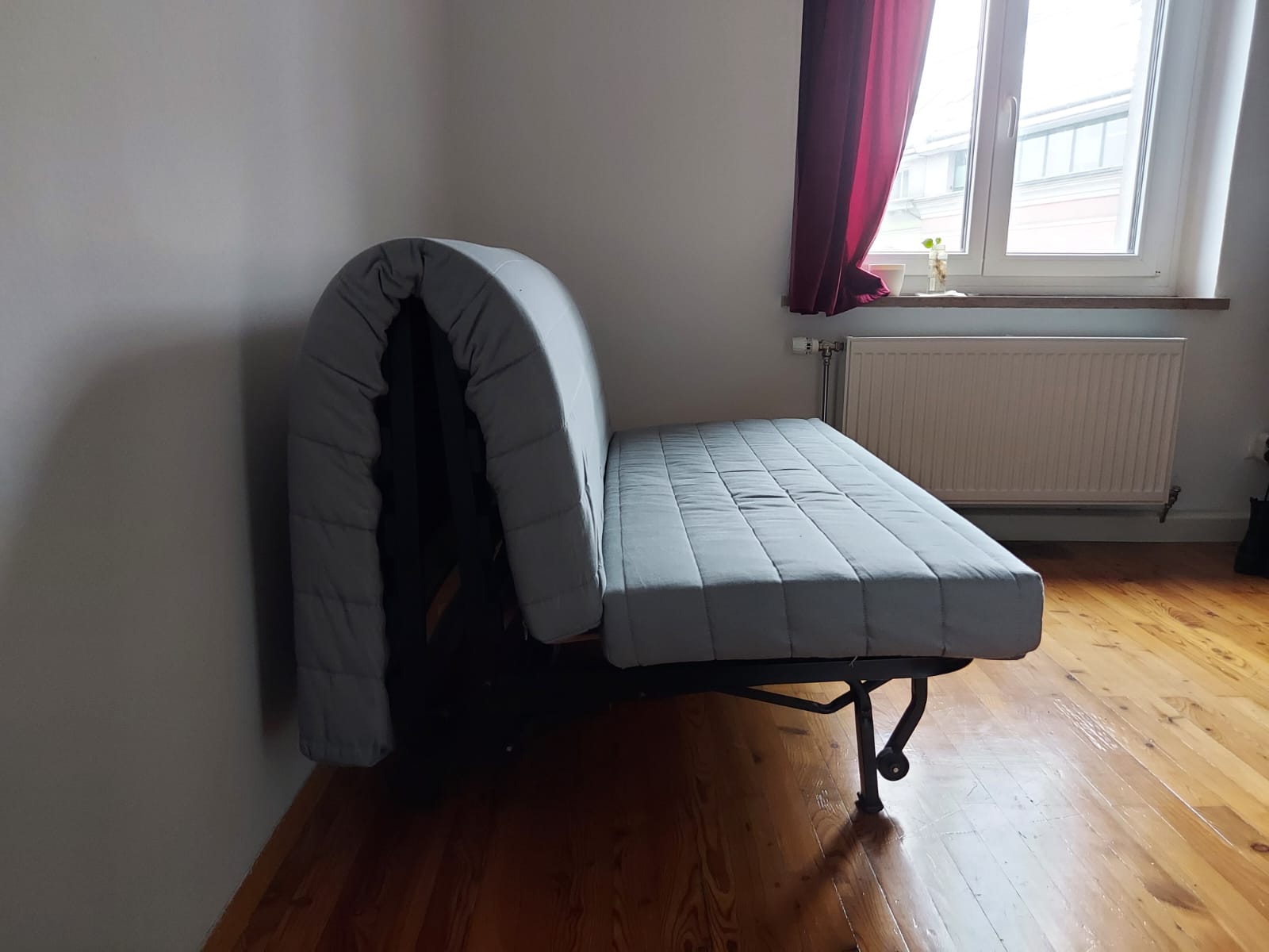 Couch4.jpg