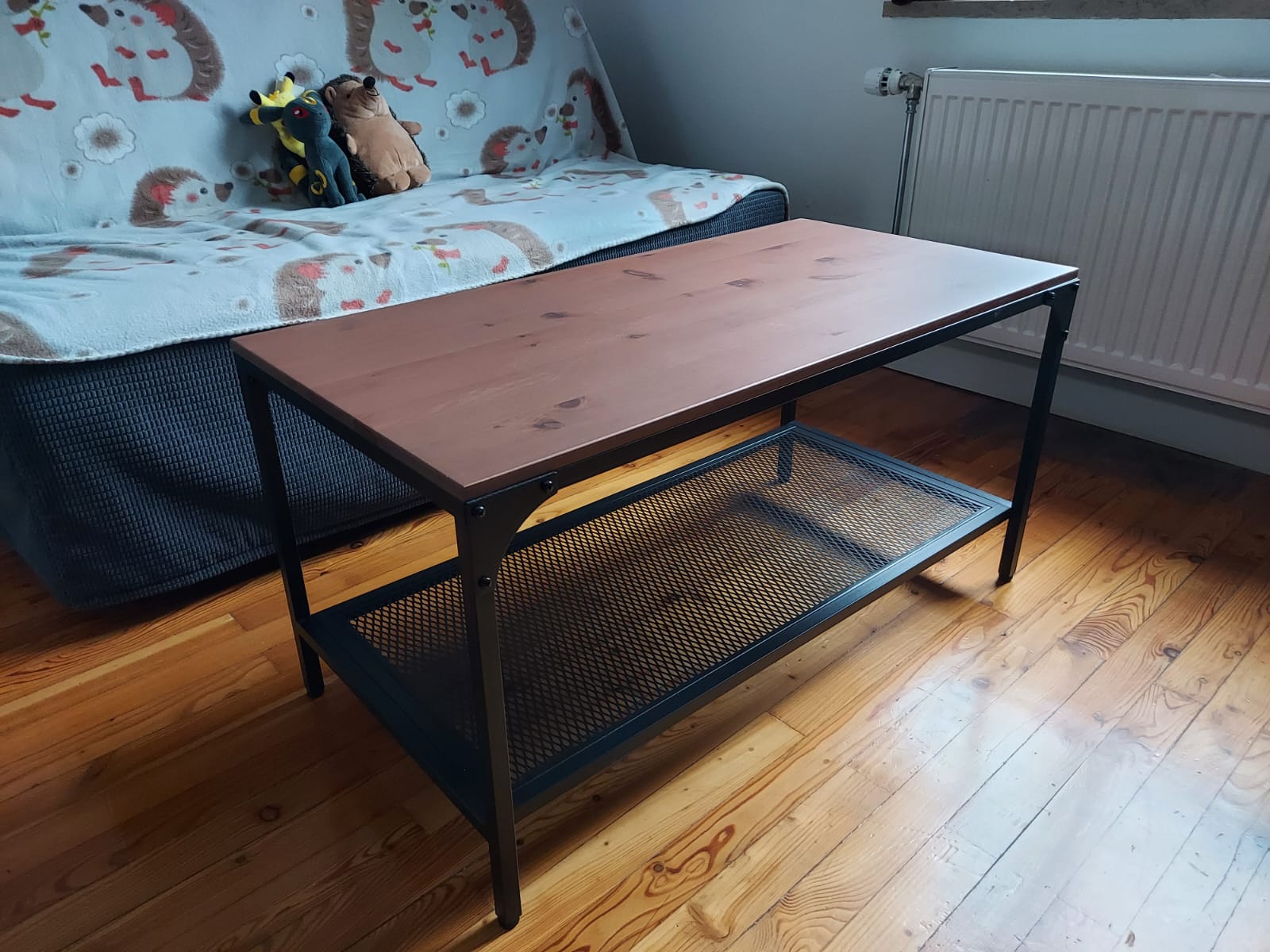 Couchtisch1.jpg
