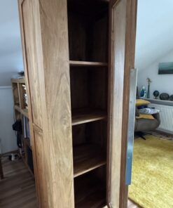 Vitrine mit Glastür (Massivholz- Eiche)