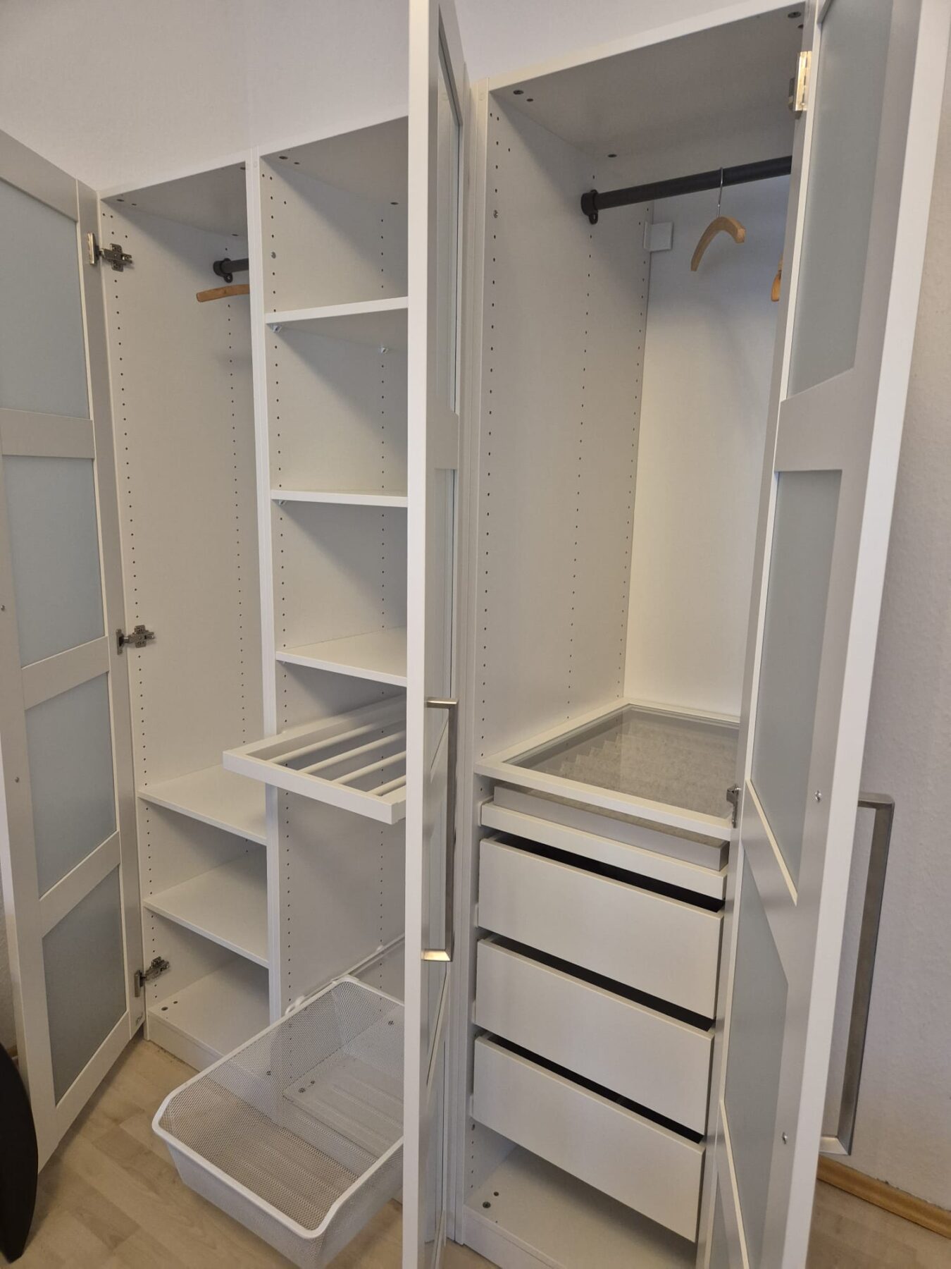 Schrank2-scaled-1.jpg