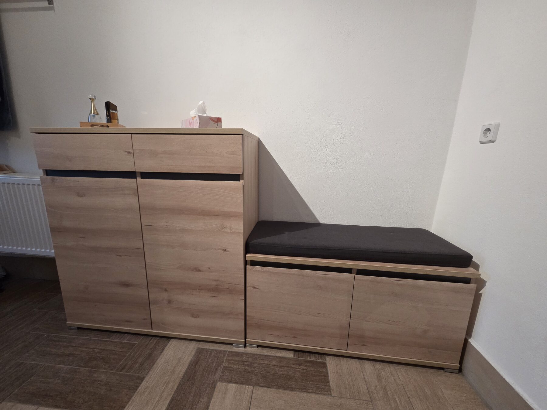 Side-Sitz-scaled-1.jpg