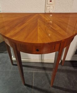 Rundtisch Biedermeier