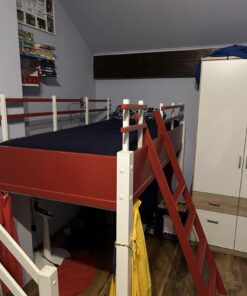 Rotes Hochbett 90x200cm mit Leiter
