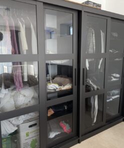 Schwebetürenschrank