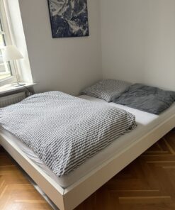 Bett von Mannsdörfer (1.40mx2.00m) -> Neupreis: 2600€