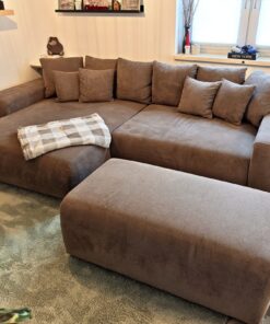 Sofa mit Hocker