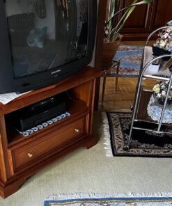 Fernsehunterschrank