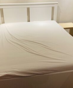 Bettgestell MALM mit Lattenrost und Matratze