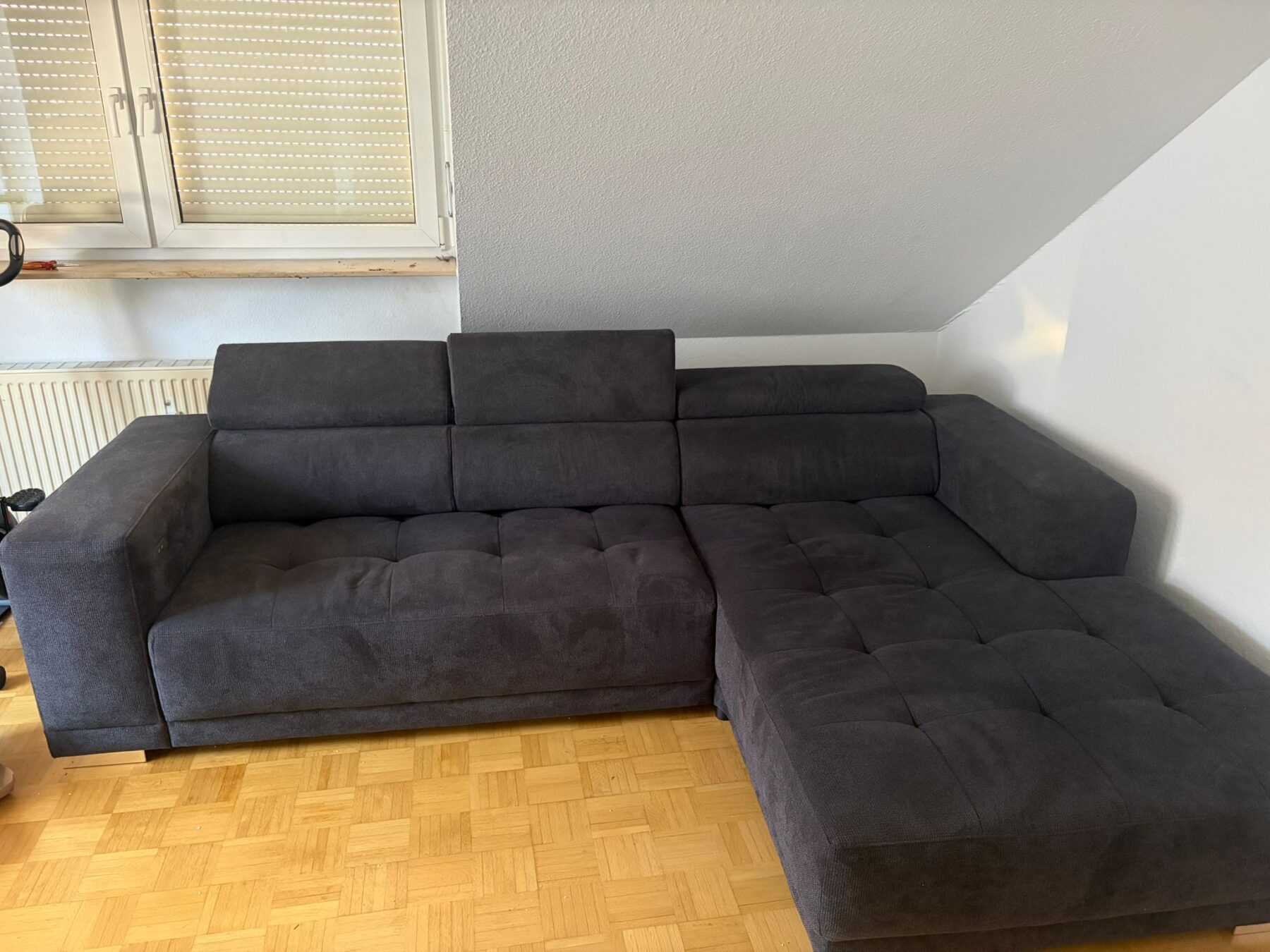 Sofa6-scaled-1.jpg