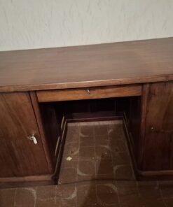 Alter Schreibtisch