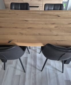Baumkantentisch Tisch, massiv, Akazie