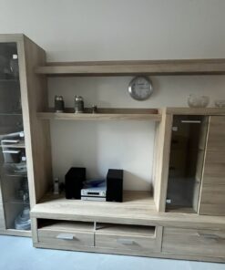 Wohnzimmerschrank