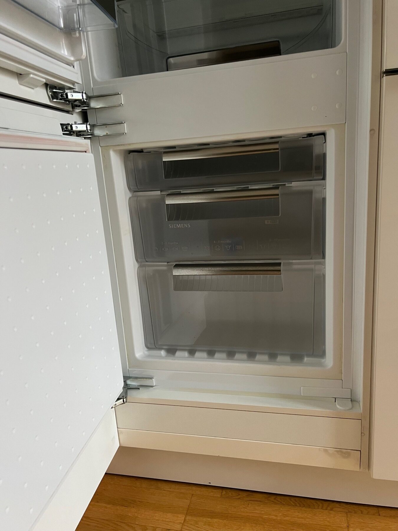Kueche_Kuehlschrank_02-scaled-1.jpg