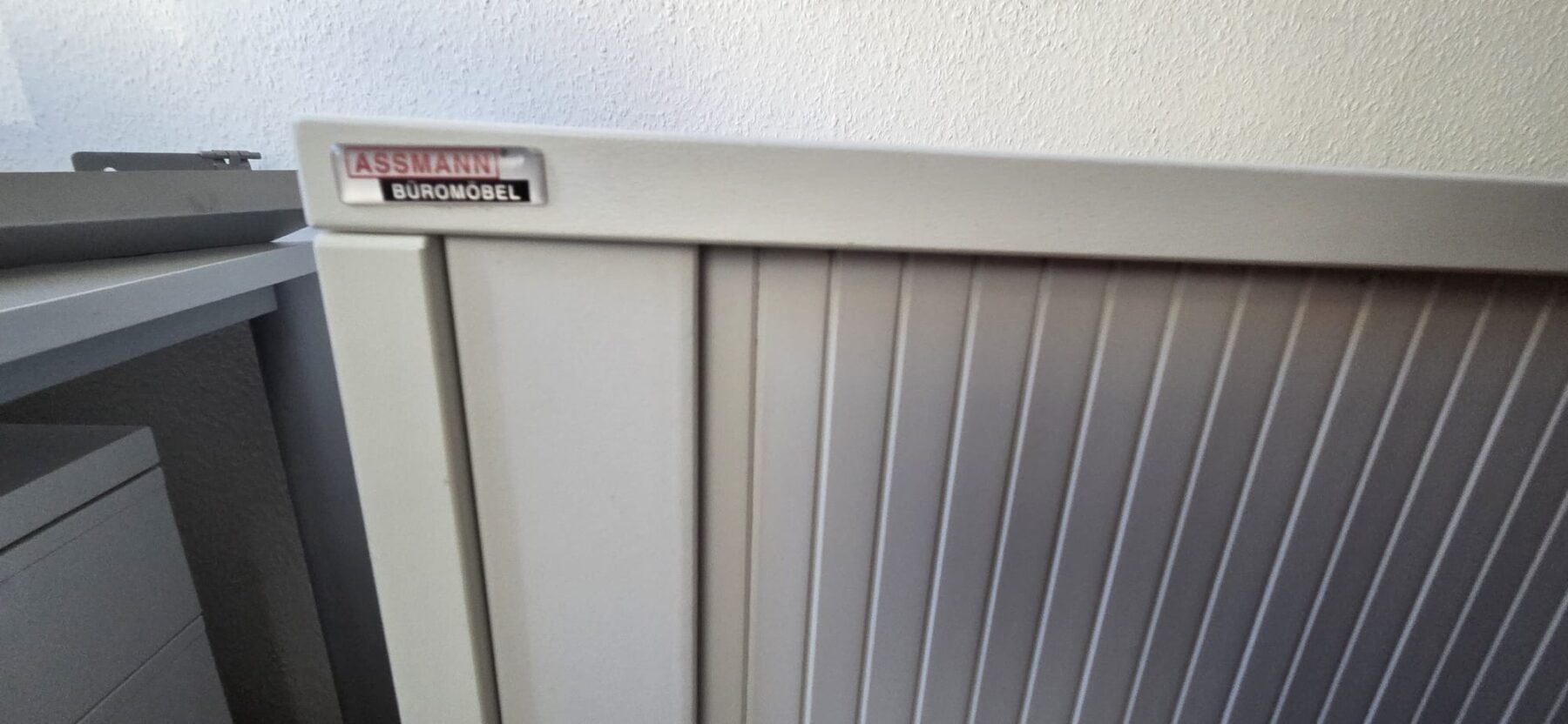 Rollschrank2-scaled-1.jpeg