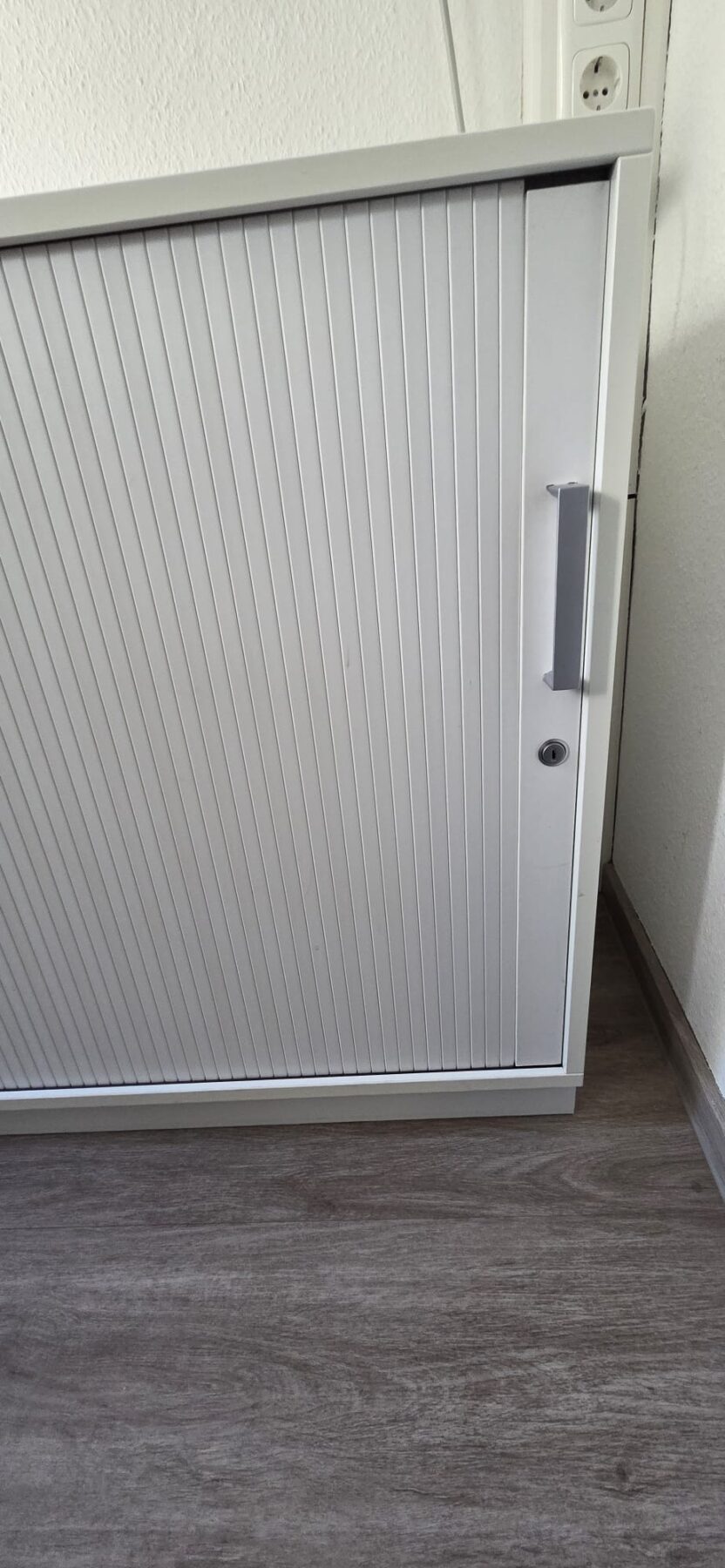 Rollschrank3-scaled-1.jpeg