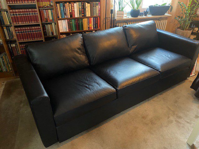 Sofa-02.jpg