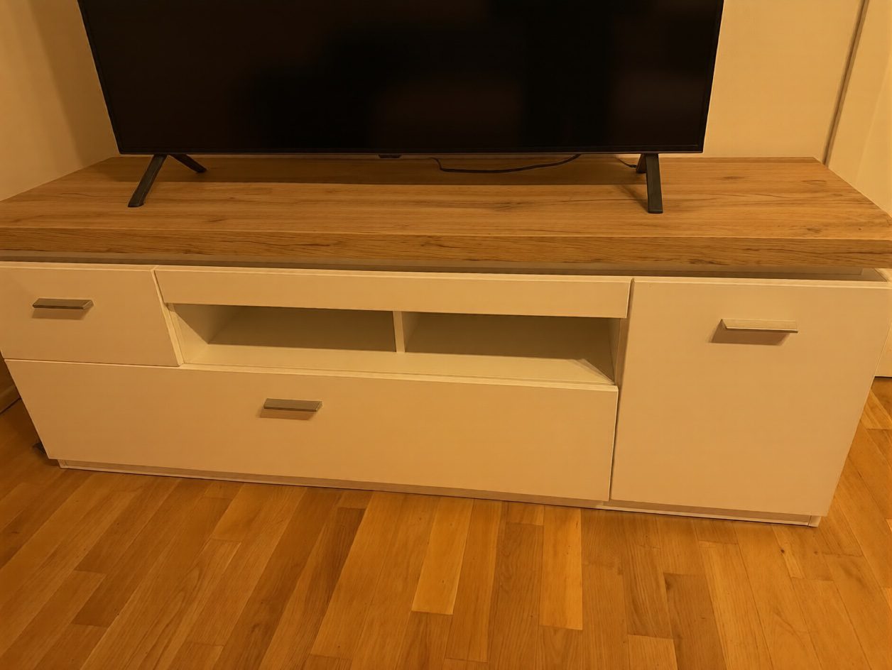 TV-Kommode.jpg