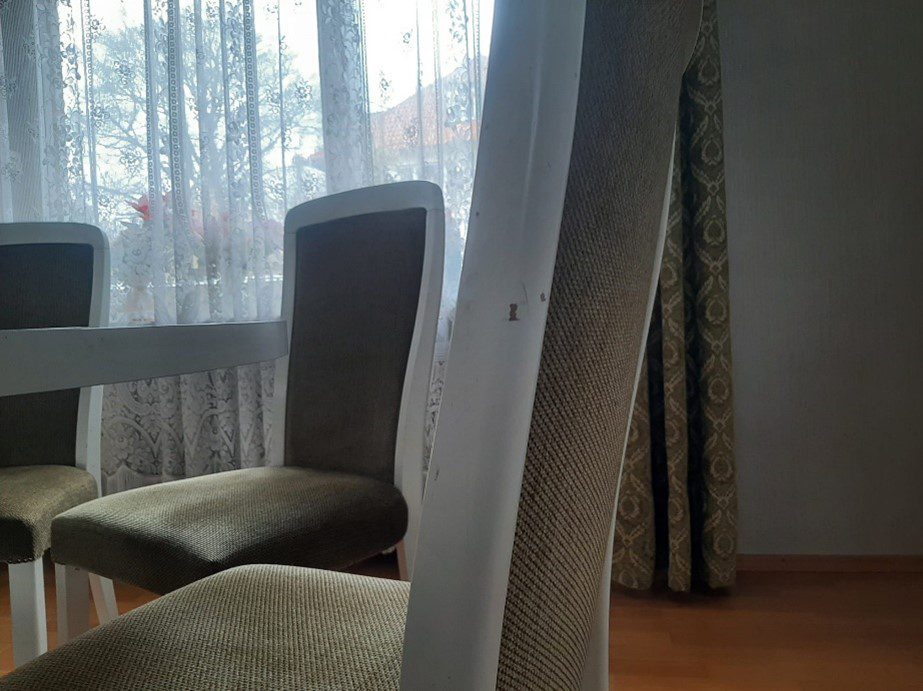 Esszimmertisch-weiss-2.jpg