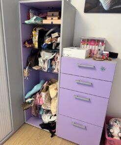Schrank mit Vitrine
