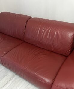 Rotes Ledersofa