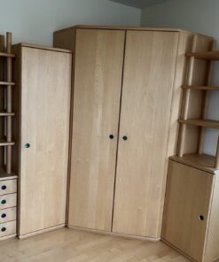 Schrankwand Erle massiv, linke Seite 2,13 m, rechte Seite 1,63 m