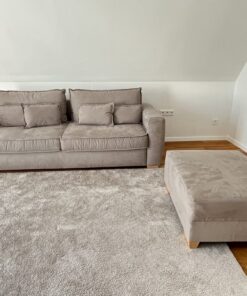 Schlafcouch mit Hocker