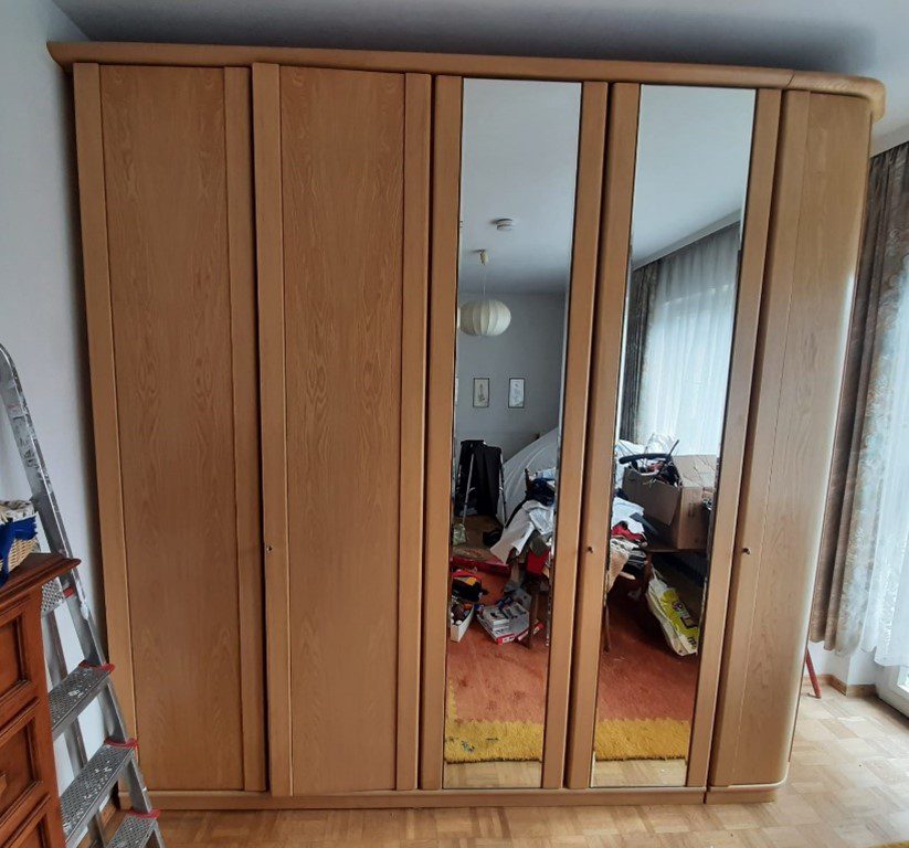 Schlafzimmerschrank-1-3.jpg