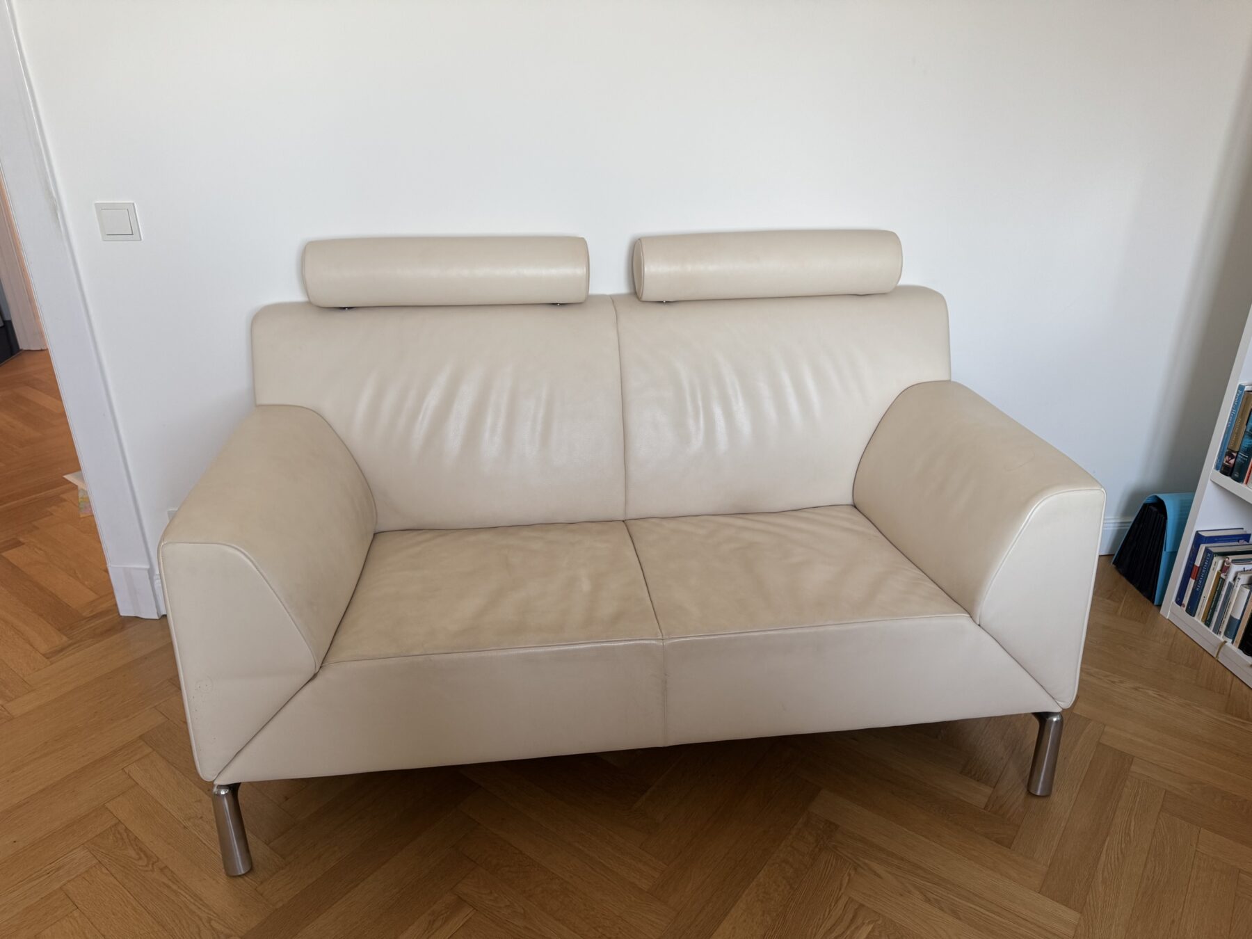 Sofa1-1-scaled-1.jpg