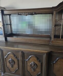 Antiker Schrank mit Vitrinen plus passender Beischrank