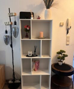 Bücherregal