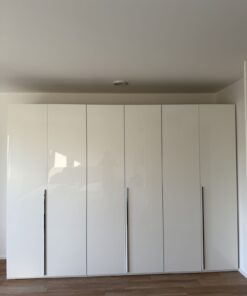 Kleiderschrank