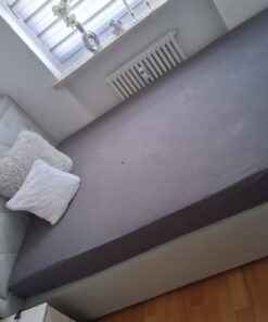 Boxspringbett mit Matratze