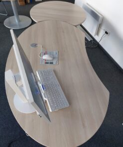 Schreibtisch incl Beistelltisch STEELCASE