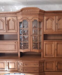 Wohnzimmerschrank