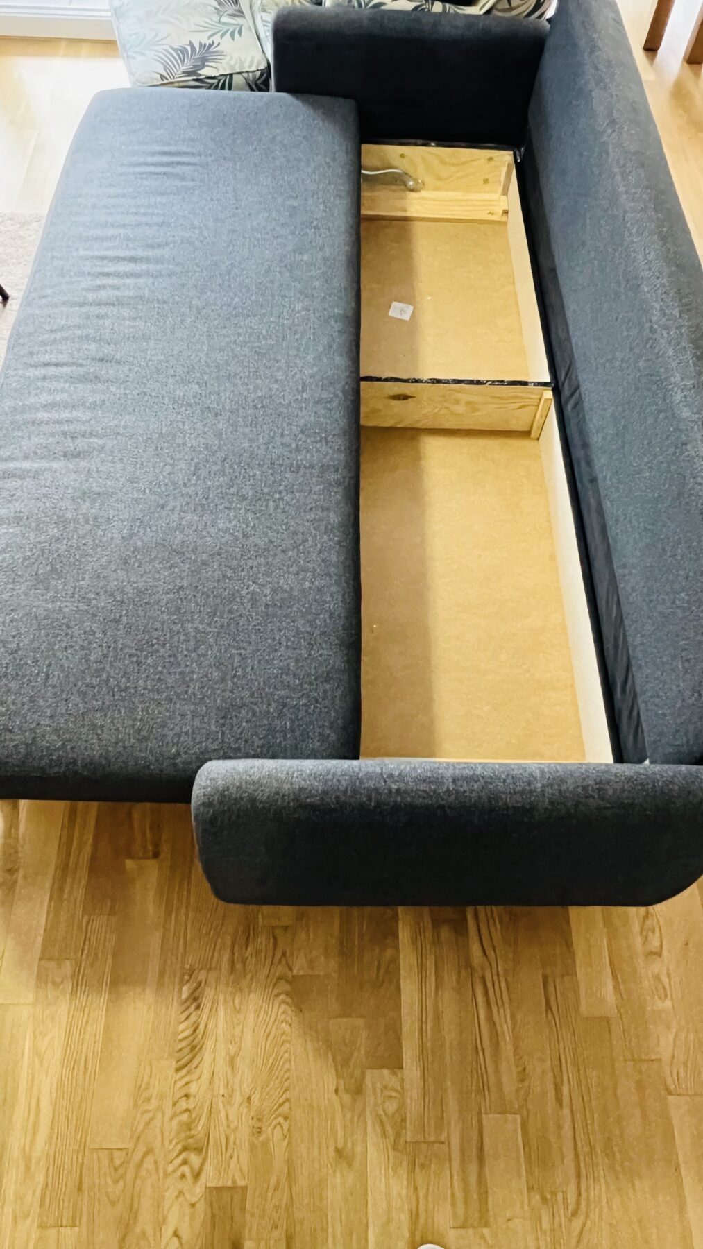 Convertable-Couch-2-scaled-1.jpg