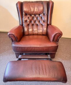 Fernseh-Echtledersessel Chippendale