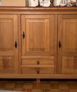 Wohnzimmerschrank