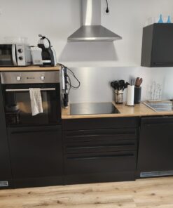Küchenblock Schwarz Matt / Lanzelot Eiche mit E-Geräten