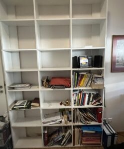 Bücherregal