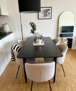 Esstisch Archie aus Mangoholz in Schwarz, Westwing