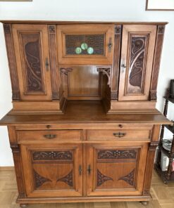 Antiker Schrank
