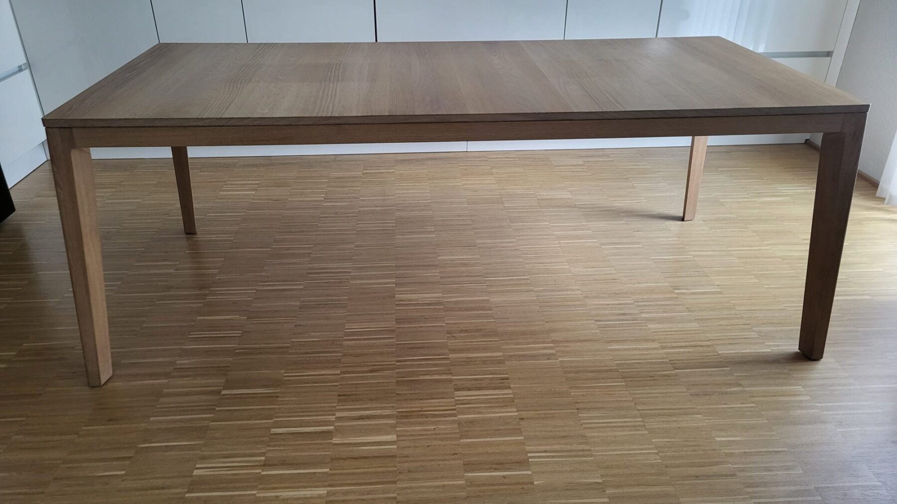 Mylon_Esstisch_fix-3-1-scaled-1.jpeg