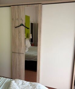 Schlafzimmerschrank