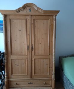 Schrank Massivholz