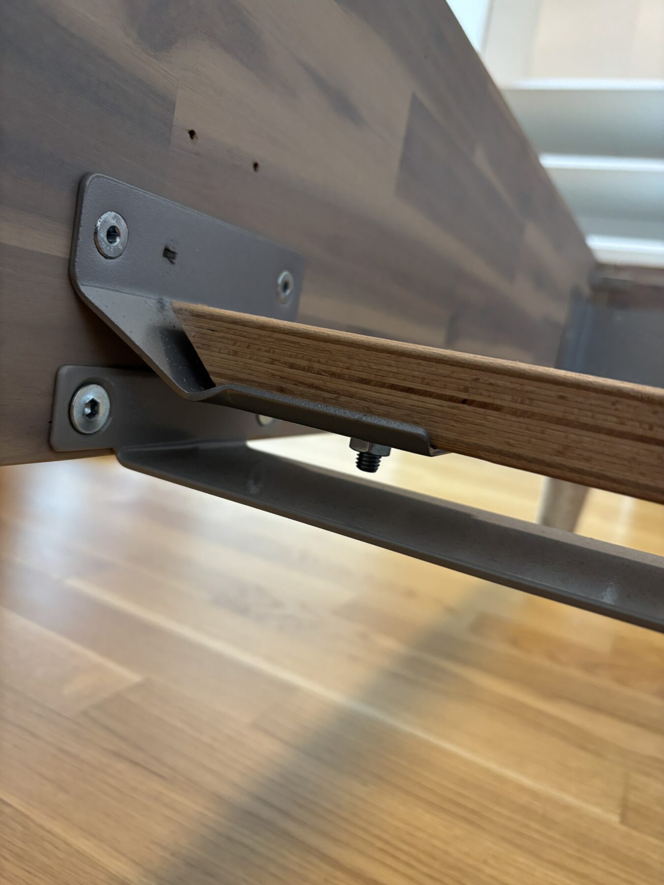 Bett-5-scaled-1.jpg