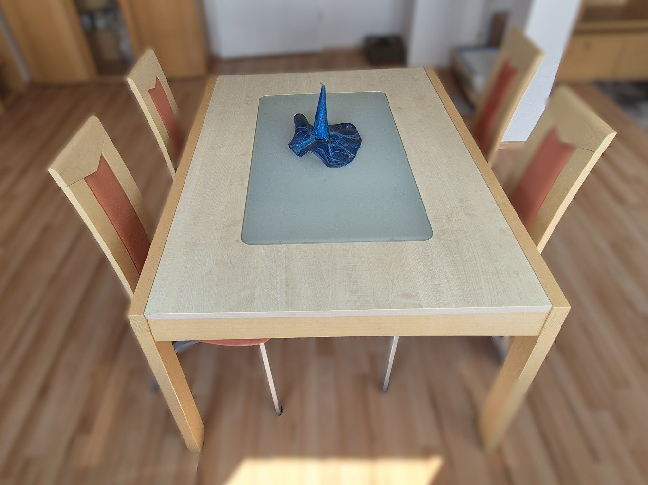 Esszimmertisch-1.jpg