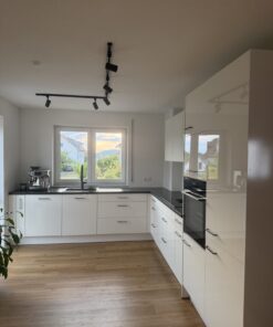 Weiße Hochglanz Küche zu verkaufen