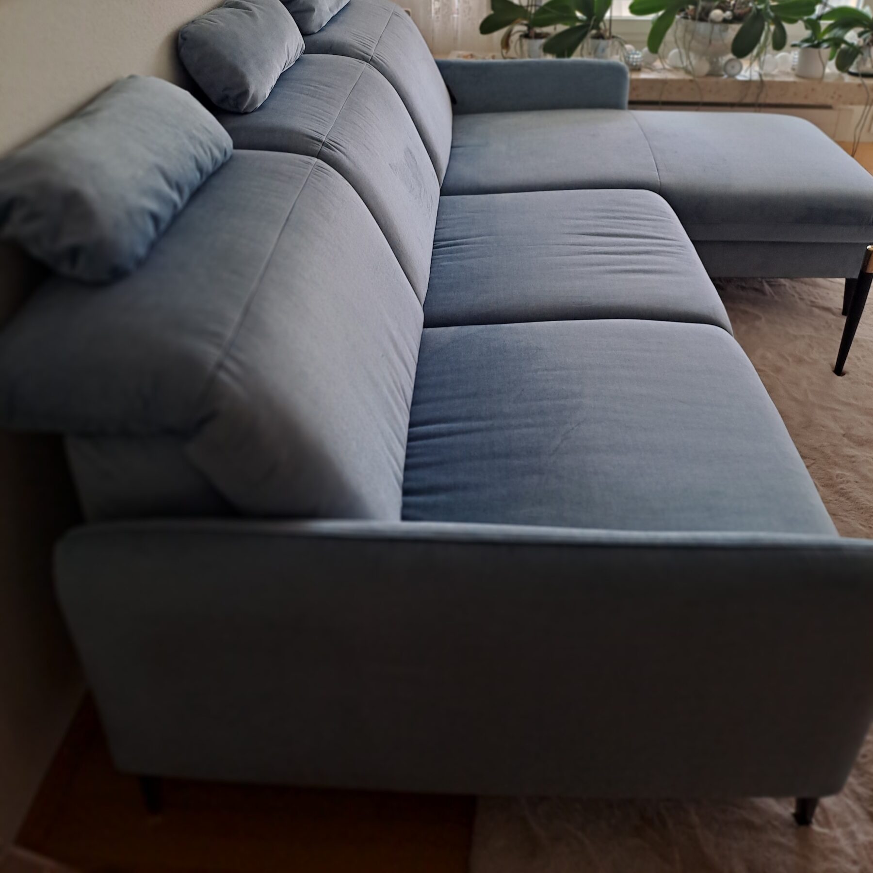 Sofa-3-scaled-1.jpg