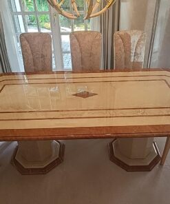 Marmortisch 220x110 f. Bis 12 Personen und 8 Stühle